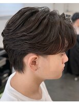 バース バイ ハピネス(BIRTH by happiness)&nbsp;ニュアンスパーマ毛流れパーマ刈り上げ