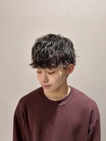 リット(lit.)&nbsp;シャドウパーマ　強め　ツーブロック　マッシュ　20代30代