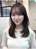 レイヤーカットハッシュカット顔まわりミディアムロング