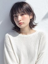 ニコデュエ 本厚木(nico. due) アッシュオリーブ/外ハネミディアム/シースルーバング/本厚木