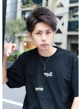 ネイビー(NAVY) ミルクティーグレージュ 耳かけショート 黒髪なら社会人もOKヘア