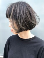 アイティー バイ アルバム 中野店(IT by ALBUM)&nbsp;シルバーグレイハイライト_スリークボブ厚めバング_ba285691