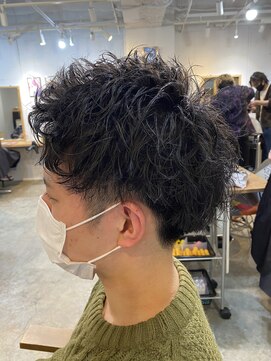 エルオム(EL.HOMME) アップバングスパイラルパーマ