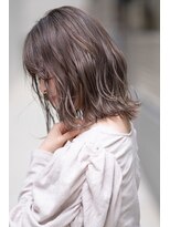 シロ(SiLO)&nbsp;外ハネウェーブ/ラベンダーベージュ/髪質改善/トリートメント