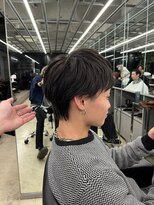 ビューズ オオサカ(VIEWS OSAKA)&nbsp;アップバング/ツーブロックマッシュ/コンマヘア[肥後橋駅]