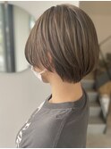 ラテベージュ×ハンサムショートボブ