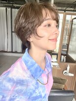 フェリア 池田(FERIA)&nbsp;ハーフカールショート × 透明感カット（田岡）