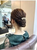 ディア(.eer) 人気の王道アップヘア☆