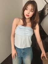 カーキベージュ韓国ストレート顔まわりヘルシーレイヤーミディ