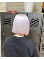 ヲタク(wotaku.)&nbsp;ホワイトカラー切りっぱなしボブホワイトラベンダーパープルボブ