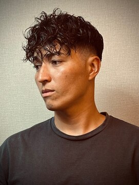ダンパツ(DANPATSU) フェードとパーマ