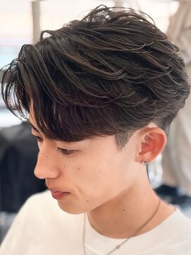 バース バイ ハピネス(BIRTH by happiness) 奈良men'sフェザーパーマフェザーショート