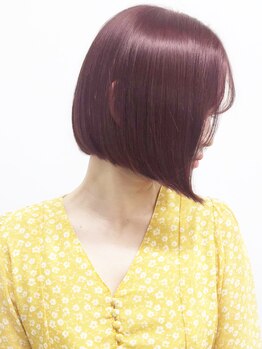 ケアウメダ(CARE UMEDA)の写真/《韓国ヘア特化サロン》韓国ヘアは艶が大切！ブルーブラックやピンク系も”CARE”なら上品に仕上がる◎