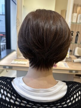 アッシュ 草加店 (Ash) ショートボブ