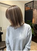 白髪ぼかしハイライト×肩上ボブ