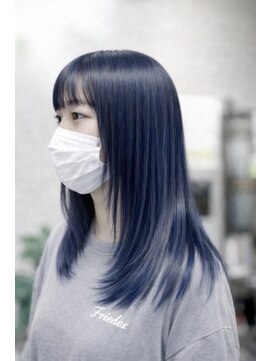 コンフィバイアーティス(Confi by Artis) ストレートでかわいいレイヤースタイル