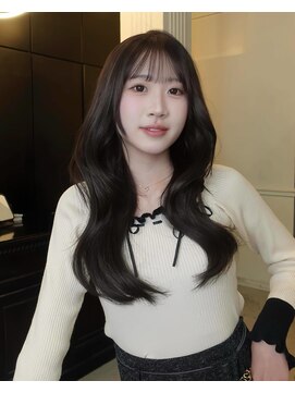 メゾンハル(Maison HALU) レイヤーカット＋フォワード巻き