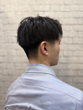 グレイスフル バーバープラチナム 六本木店(Graceful Barber platinum) かきあげツーブロスタイル