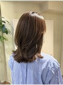 20代30代おすすめの動きの出るミディアムレイヤースタイル