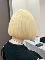 ユウル 横浜(juhl.) 抜きっぱなしブリーチダブルカラーハイトーンカラーボブブロンド
