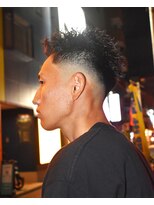 フリーク バーバーショップ 都島店(FREAK BARBER SHOP)&nbsp;ハードツイストスパイラル×スキンフェード