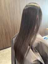 ビスポーク(BESPOKE)&nbsp;トロッとしたストレート♪カラーしてもok♪