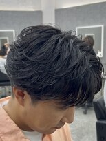 グロップ 町田(GLOP)&nbsp;今っぽい束感が魅力のフェザーパーマ