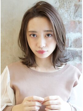 アフロート ルヴア(AFLOAT RUVUA) AFLOAT RUVUA高橋京佳の『丸顔の方にも○大人なくびれスタイル』