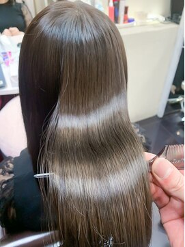 ミシェリー(misherry) 小顔ロングヘア20代30代髪質改善前髪イルミナマロンベージュ