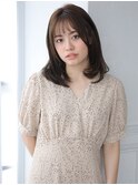ナチュラルで垢抜けたミディアム