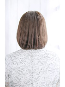 オルテプラスエヌ(horte +n) 20代30代40代　気分アガる絶妙ベーシックボブ【京都駅】