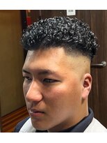 ピシャッとニ代目銀二郎 カーリースキン【広島/理容室/古民家バーバー二代目銀二郎】
