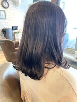 シャッター(Shutter)&nbsp;ミディアム切りっぱなし