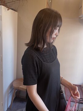 ニード(need) ダークグレー