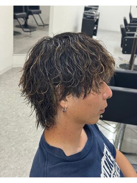 ブライト(BRIGHT) マッシュウルフ波巻きスパイラルパーマ静岡メンズ