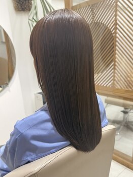 ハナサカヤヘアーサロン(hanasakaya hair salon)の写真/《本通り/当日予約◎》ダメージレスに髪質改善◎ライフスタイルに合わせた自然なサラ艶ストレートヘアへ♪