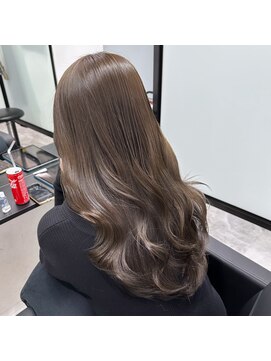 イーラ(era) 透明感カラー