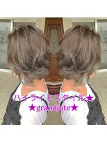グランジュテ(grandjute)&nbsp;レイヤーカット★ハイライト★白髪ぼかし★髪質改善★カット