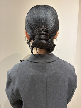 フェンヘアーアイス 中目黒(Fen.hair ici) 冬のお呼ばれヘア◎艶髪シニヨン×タイトアレンジ