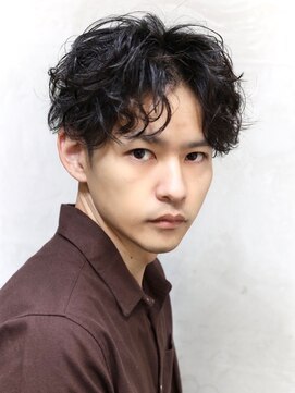 ルーツ(ROOTS) リッジ感たっぷり大人男子メンズパーマ