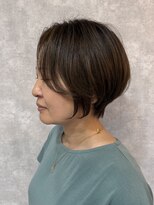 ウル(Ulu.)&nbsp;骨格カバーでまとまる大人ショート/白髪ぼかし/多摩センター