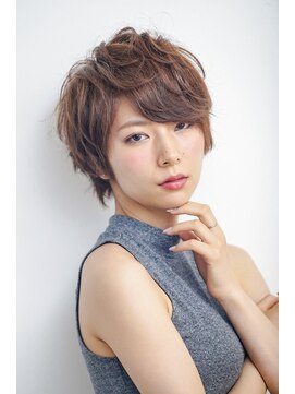 メルクマール(MERKMAL) クラシカルなコンパクトショート