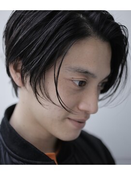 バローチェ 大阪 堀江(Barouche) センターパート 黒髪ショート