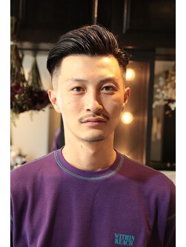 ツーエイチ 新宿(2H) 新宿/ツーブロック/黒髪/七三