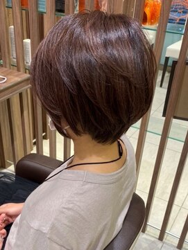 アッシュ 菊名店(Ash) ハイライト×イルミナカラー×ショートボブ