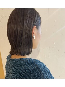 アミナ(AmiNA) 外ハネボブ×ブルージュ