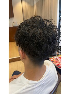 アッシュ アーティスティック スタジオ オブ ヘア(Ash artistic studio of hair) メンズ×パーマ