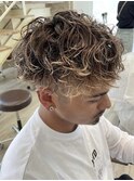 ツイストスパイラルパーマツイストパーマメンズパーマ刈り上げ