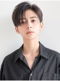 黒髪コンマヘア刈り上げセンターパートp1上尾20代30代40代