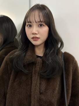 ヌーヴ(Nu:v) レイヤーカット/オリーブグレージュ